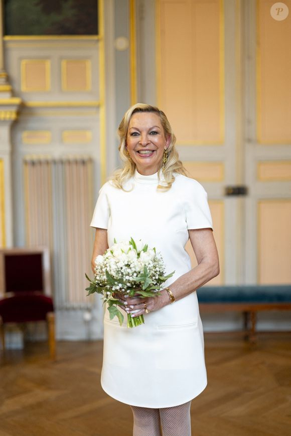 Amélie Leperre-Dimeglio - Mariage civil de Georges Fenech et Amélie Leperre-Dimeglio à la mairie du 16ème arrondissement de Paris le 31 janvier 2026.

© Pierre Perusseau / Bestimage