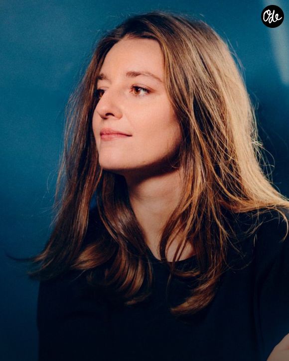 Déjà auteure de deux livres à succès, dont Les Vivants, elle pourrait désormais consacrer davantage de temps à l'écriture.

Capture d'écran du compte Instagram d'Ambre Chalumeau.