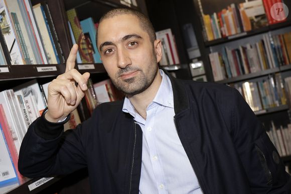 Exclusif - Rendez-vous avec Jimmy Mohamed à Paris le 13 octobre 2019. © Cédric Perrin/Bestimage