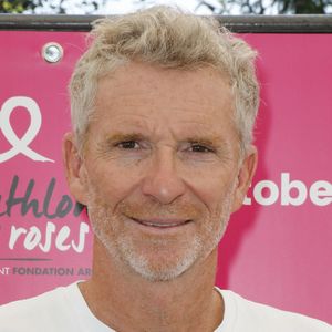 Denis Brogniart - 8e édition du "Triathlon des roses" au Stade Français dans le domaine de Saint Cloud le 18 septembre 2021. © Marc Ausset-Lacroix/Bestimage