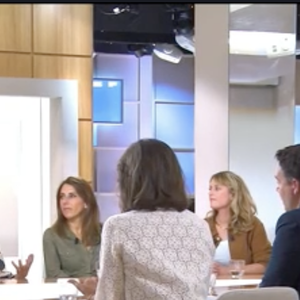 Lio dans "C à vous" sur France 5 le 9 mai 2026.
