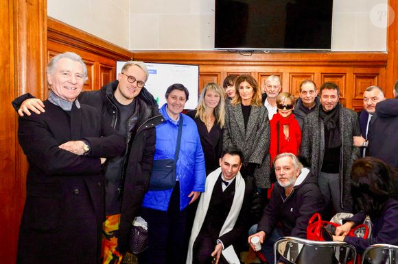 Exclusif - William Leymergie, Guillaume Genton, Danielle Moreau, Géraldine Maillet, Caroline Ithurbide, Gilles Verdez, Isabelle Morini-Bosc, Laurent Fontaine, Bernard Montiel, Jordan De Luxe et  Jean-Michel Maire - Plusieurs personnalités de C8 sont venues devant le Conseil d’État pour soutenir les chaînes de la TNT C8 et NRJ 12 pour l'audience de la dernière chance, à Paris, France. © Jack Tribeca/Bestimage