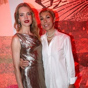 Natalia Vodianova et Mathilde Favier au défilé de mode Christian Dior collection Haute Couture Automne/Hiver 2023/24 lors de la Fashion Week de Paris (PFW), à Paris, France, le 3 juillet 2023. © Borde-Rindoff/Bestimage