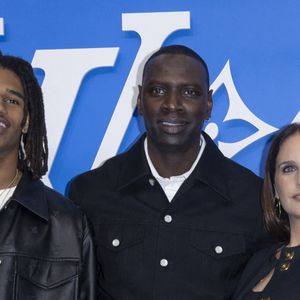 Tidiane Sy, Omar Sy, Hélène Sy, Sabah Sy au photocall du défilé Homme Louis Vuitton Printemps/Été 2025 dans le cadre de la Fashion Week de Paris, France, le 18 juin 2024. © Olivier Borde/Bestimage
