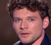 Théo, en larmes, l’a rejointe sur scène avant d’être mis à l’épreuve avec cette reprise très symbolique pour elle.

Théo P. soutenu par sa petite amie dans la Star Academy