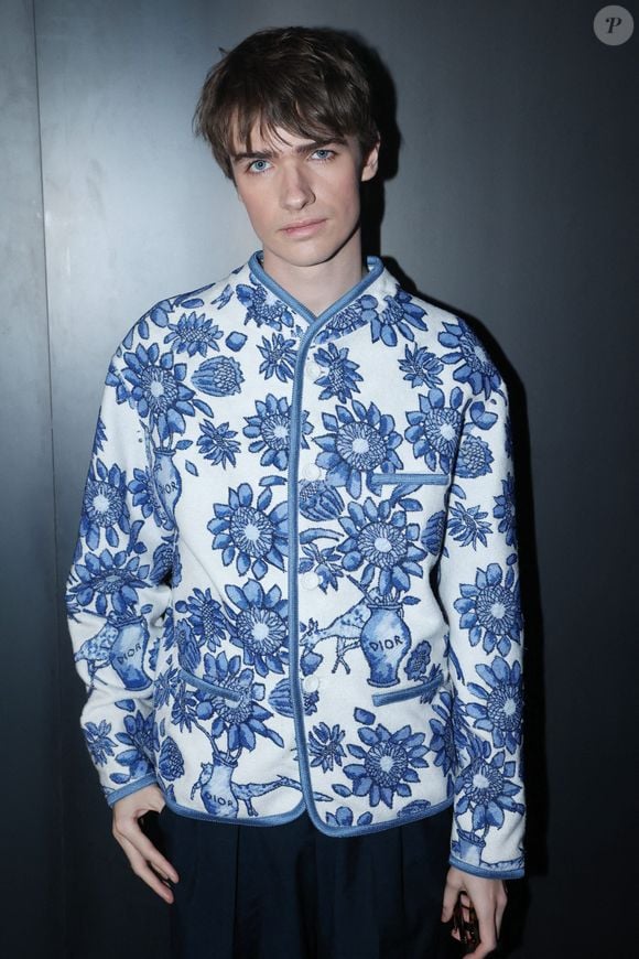 Une chanson qui dévoile toute sa sensibilité et sa quête d'un idéal amoureux. L'artiste a admis lors de plusieurs interview être quelqu'un de "follement romantique"...

Pierre de Maere assiste au défilé Dior Menswear Automne-Hiver 2025/2026 dans le cadre de la semaine de la mode à Paris, France, le 24 janvier 2025. Photo Jerome Domné/Abaca