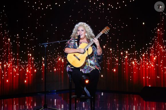 Marianne James - Surprises - Enregistrement de l'émission "La boîte à secrets 12", présentée par F.Bollaert et diffusée le 17 décembre sur France 3. Le 5 octobre 2021
© Rubens Hazon / Bestimage