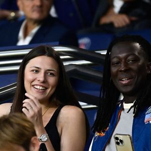 Émilie Rouquette, Mory Sacko et Ophélie Meunier - Célébrités dans les tribunes lors du match de football du PSG face à Lens au Parc des Princes à Paris le 26 Août 2023. © Federic Pestellini / Panoramic /Bestimage