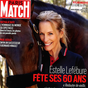 Couverture du magazine Paris Match