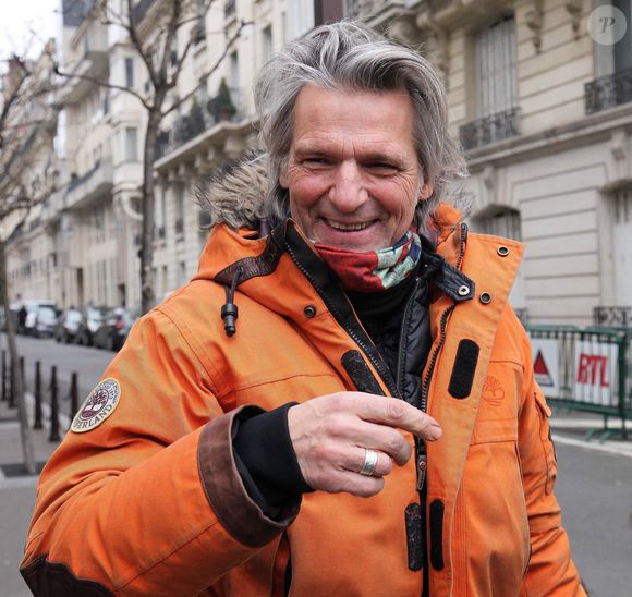 Exclusif - Yvan Le Bolloc'h - Les célébrités quittent les studios de RTL après l'émission "Les Grosses Têtes" à Paris le 24 janvier 2023.  No Web - Belgique et Suisse