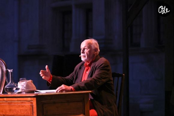 Exclusif - Francis Perrin lors de la 30ème édition, du lundi 6 au samedi 11 juillet, le Festival de la Correspondance de Grignan célèbre les 400 ans de la naissance de Madame de Sévigné, à travers une lecture-spectacle et un opéra imaginé spécialement pour l’évènement, à Grignan, France, le 11 juillet 2026. © Jack Tribeca/Bestimage