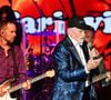 Il est mort à l’âge de 82 ans, ont annoncé ses enfants ce mercredi 11 juin 2025 sur son site Internet et ses réseaux sociaux.
The Beach Boys avec leurs leaders Brian Wilson, au clavier, et Mike Love, au chant, durant la traditionelle soirée au profit de Fight Aids Monaco, dans la salle des Etoiles du Sporting à Monaco le 13 juillet 2019. Cette année, l'association de la princesse Stéphanie de Monaco, fête ses 15 ans. C'est le célèbre groupe américain The Beach Boys, tout droit venu de Californie, qui assure le Show au profit de l'association. Les membres de la famille princière, le prince Albert II de Monaco en tête, ainsi que l'ensemble du public, n'ont pas hésité à se mettre en mode "Beach Boys". © Bruno Bebert/Bestimage