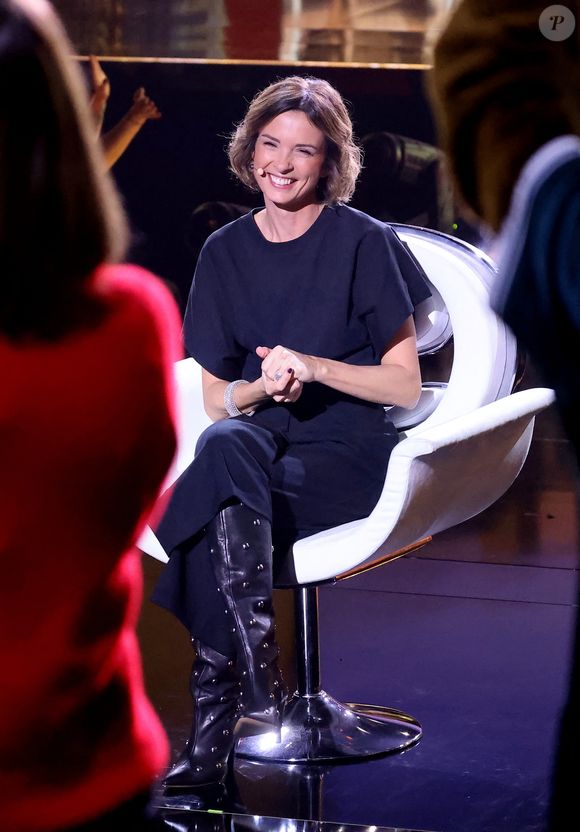 Exclusif - Isabelle Ithurburu lors de l'enregistrement de l'émission "La chanson secrète N°14", présentée par N.Aliagas et diffusée le 26 décembre sur TF1, consacrée à Isabelle Ithurburu à Paris le 9 décembre 2025. © Jacovides-Moreau/Bestimage