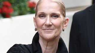 Céline Dion en concert malgré sa prise en charge : la spécialiste qui la suit détaille le dispositif autour de la star