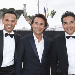 Mohamed Bouhafsi, Bertrand Chameroy, Patrick Cohen sur le plateau de l'émission "C à vous" le 20 mai 2014 lors du 77ème Festival International du Film de Cannes pour une diffusion le 21 mai. © Jack Tribeca / Bestimage