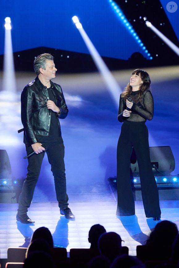 Benjamin Biolay et Juliette Armanet - Enregistrement de l'émission "La fête de la Chanson française" à Paris, diffusée le 29 novembre sur France 2. Le 7 novembre 2022
© Cyril Moreau-Veeren / Bestimage