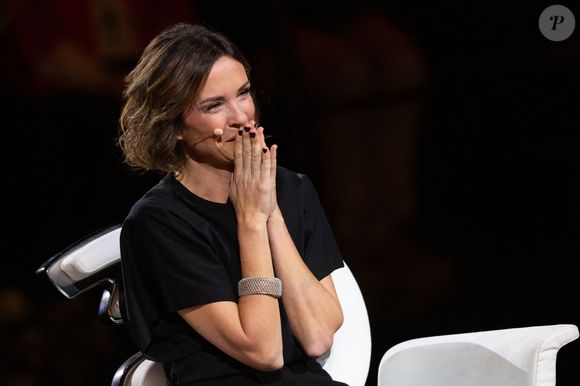 Exclusif - Isabelle Ithurburu lors de l'enregistrement de l'émission "La chanson secrète N°14", présentée par Nikos Aliagas et diffusée le 26 décembre sur TF1, à Paris le 9 décembre 2025. © Jacovides-Moreau/Bestimage