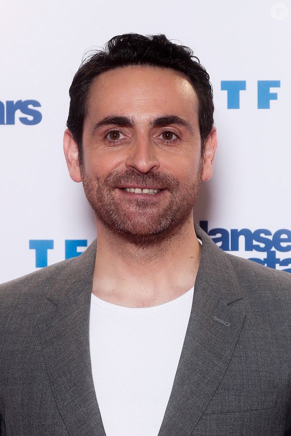 L'animateur a publié une vidéo sur Instagram alors qu’il se trouve avec son fils Pio

Camille Combal - Photocall pour le lancement de la nouvelle saison de l'émission "Danse avec les stars 2024 (DALS)" à la Tour TF1 à Boulogne-Billancourt. Le 25 janvier 2024
© Christophe Clovis / Bestimage