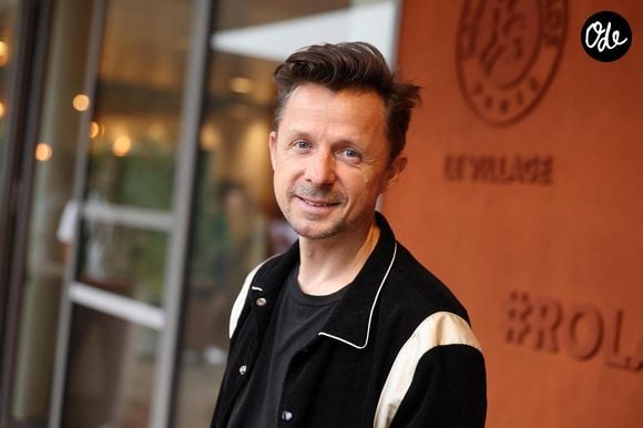 Martin Solveig - Les célébrités au photocall du village lors des Internationaux de France de Tennis de Roland Garros 2026. Paris, le 31 mai 2026. © Jacovides / Bestimage