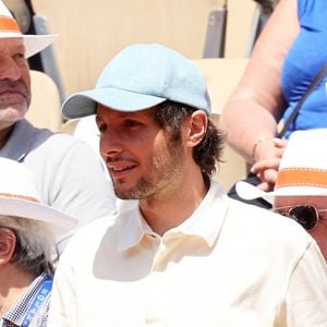 Le chanteur Vianney et sa femme Catherine Robert, assistent aux Internationaux de France de Tennis de Roland Garros 2026, le 28 mai 2026.
© Jacovides / Moreau / Bestimage