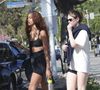 Soulever de la fonte ou s'étirer avec grâce ? 

EXCLUSIF Los Angeles, CA Malia Ann Obama a été aperçue se rendant à un cours de Pilates avec une amie à Los Angeles, CA.



Sur la photo : Malia Ann Obama