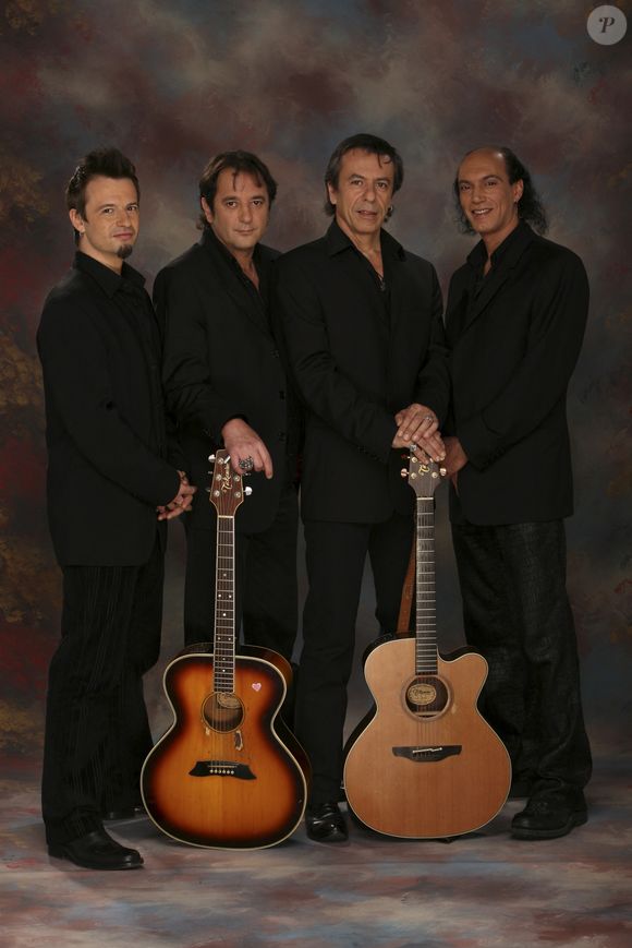Archives - Le groupe Pow Wow, le 17 octobre 2006. Jean-Jacques Descamps via Bestimage