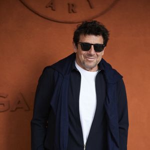 Patrick Bruel - Les célébrités au village lors des Internationaux de France de tennis de Roland Garros 2024 à Paris. Le 5 juin 2024. 
© Jacovides-Moreau/Bestimage
