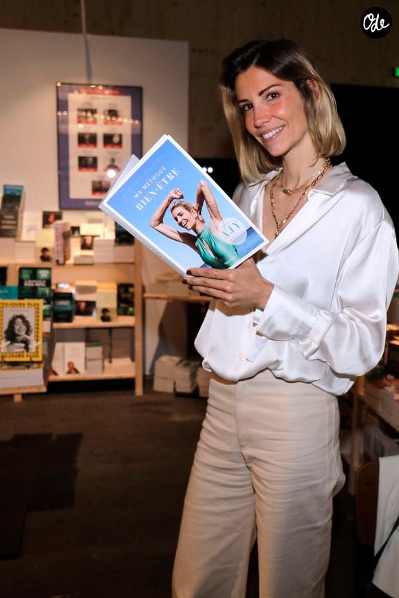 Alexandra Rosenfeld (Ma Méthode Bien-Etre - Editions Robert Laffont) au "Festival du Livre de Paris 2022" au Grand Palais Éphémère de Paris, le 23 avril 2022.
© Cédric Perrin/Bestimage