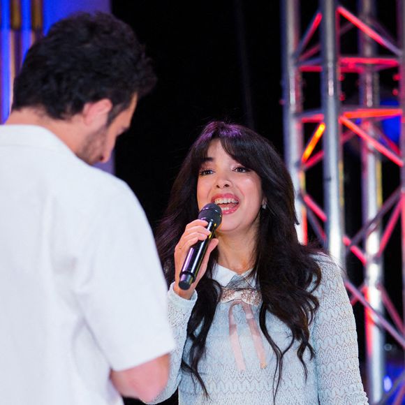 Le chanteur Amir Haddad et Adila Sedraia aka Indila lors de l'enregistrement des performances artistiques en streaming des Assises de la Parite 2021 à l'Hôtel de Ville de Paris à Paris, France le 05 mai 2021. Photo by Nasser Berzane/ABACAPRESS.COM