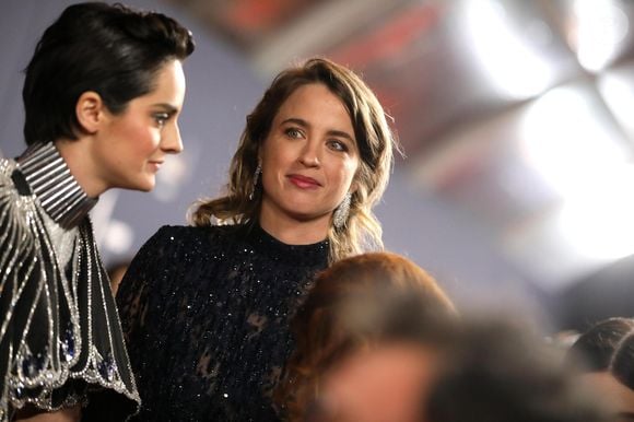 Noémie Merlant (en Louis Vuitton et Cartier - Maquillage Estée Lauder - Coiffure Margaux Rousse Malpat), Adèle Haenel lors du photocall lors de la 45ème cérémonie des César à la salle Pleyel à Paris le 28 février 2020

© Dominique Jacovides / Olivier Borde / Bestimage