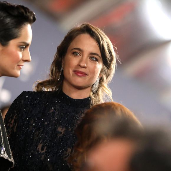 Noémie Merlant (en Louis Vuitton et Cartier - Maquillage Estée Lauder - Coiffure Margaux Rousse Malpat), Adèle Haenel lors du photocall lors de la 45ème cérémonie des César à la salle Pleyel à Paris le 28 février 2020

© Dominique Jacovides / Olivier Borde / Bestimage