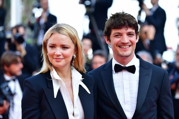 Virginie Efira et son compagnon Niels Schneider lors de la montée des marches de la cérémonie de clôture du 72ème Festival International du Film de Cannes, le 25 mai 2019.
© Rachid Bellak/Bestimage