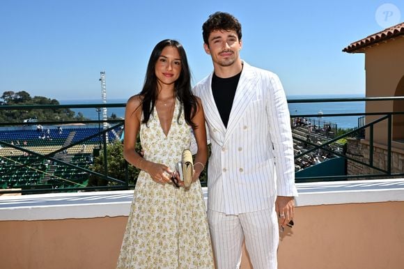 “Twenty four”, écrit simplement en anglais la compagne de Charles Leclerc pour indiquer qu’elle vient d’avoir 24 ans

Le pilote monégasque de F1 Charles Leclerc et sa compagne Alexandra Saint Mleux lors de la finale du Rolex Masters 1000 de Monte-Carlo à Roquebrune-Cap-Martin le 14 avril 2024.

© Bruno Bebert / Bestimage