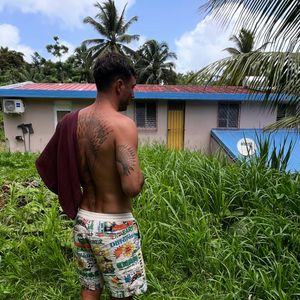 Jérémy Frérot partage des photos de ses vacances en Martinique. Photo publiée sur Instagram en août 2025.