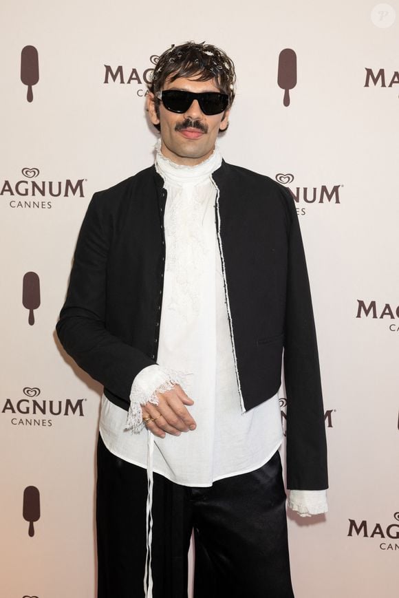 Lucky Love au photocall de la Plage Magnum lors du 78eme Festival de Cannes, 16 mai 2025.

Photo : Jeremy Melloul / Bestimage