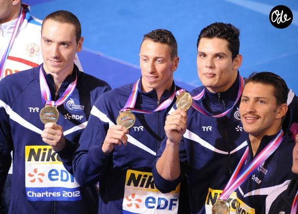 Jeremy Stravius, Frederick Bousquet (papillon), Florent Manaudou (nage libre) et Giacomo Perez Dortona (brasse) remportent le relais 4x50 m 4 nages messieurs lors du 1er Jour des Championnats d' Europe de Natation a Chartres le 22 novembre 2012. Agence / Bestimage