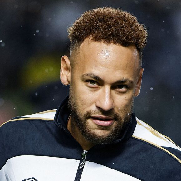 SANTOS, BRÉSIL - 10 MAI : Neymar, de Santos, lors du match du Brasileirao 2026 opposant Santos à Bragantino au stade Vila Belmiro, le 10 mai 2026 à Santos, au Brésil. Psnewz /Bestimage