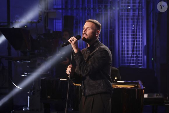 Exclusif - Matt Pokora (M. Pokora) lors de l'enregistrement de l'émission Le Grand Echiquier - Spécial Claude François présentée par C.Chazal et A.Manoukian et diffusée le 13 janvier sur France, à l'Opéra royal du château de Versailles, accompagné par l'Orchestre de l'Opéra Royal à Versailles, France, le 16 septembre 2025. Jack Tribeca/Bestimage