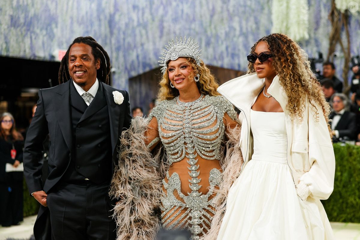 Photo : Jay-Z, Beyoncé et Blue Ivy célébrant l'ouverture de l ...