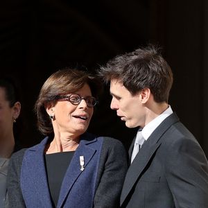 La princesse Stéphanie de Monaco et Louis Ducruet - La famille princière de Monaco au balcon du palais, à l'occasion de la Fête Nationale de Monaco, le 19 novembre 2024. © Jacovides-Bebert/Bestimage