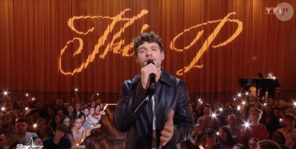 "Je suis trop reconnaissant d'avoir été éveillé à plein de trucs sur moi. Et sur ce que j'aime et sur ce que j'ai envie de faire dans la vie. Au-delà du côté artistique, le côté humain et ce que je suis vraiment, ça a vraiment été bouleversant".

Théo P dans la Star Academy