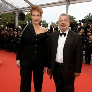 Natacha Polony et son mari Périco Légasse - Montée des marches du film "Sibyl" lors du 72ème Festival International du Film de Cannes. Le 24 mai 2019. © Jacovides-Moreau / Bestimage