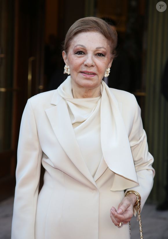 Farah Dibah (Pahlavi) lors du 23ème Gala "Musique contre l'oubli" au profit d'Amesty International au thêatre des Champs-Elysées. Paris, le 14 juin 2017.
© Denis Guignebourg/Bestimage