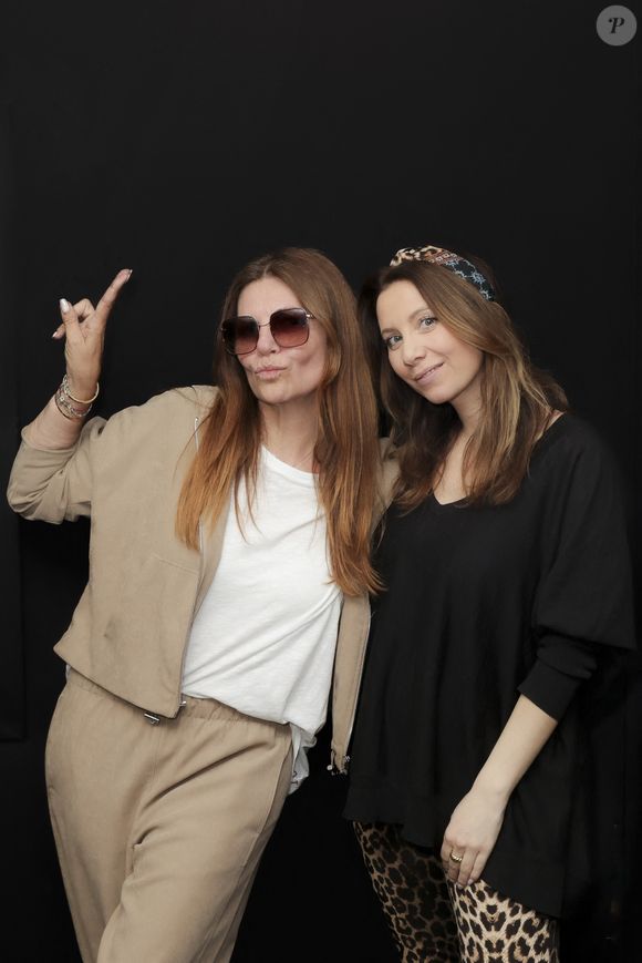 Exclusif - Cyrielle-Sarah Cohen, Veronika Loubry - Enregistrement de l'émission "15h-16h30", présentée par C.S.Cohen et diffusée en direct sur Radio J. Le 8 avril 2024
© Jack Tribeca / Bestimage