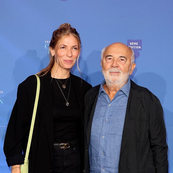 Gérard Jugnot et sa femme Patri­cia Campi - Tapis rouge de la 3ème soirée du Festival Cinéroman au Pathé Gare du Sud à Nice le 30 septembre 2026. © Bruno Bebert - Dominique Jacovides / Bestimage