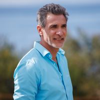 Patrick Guérineau (Camping paradis) : Son fils Arthur qui lui ressemble beaucoup travaille lui aussi pour le cinéma et la télévision