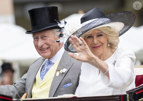 21 juin 2025. Cinquième et dernier jour du Royal Ascot Meeting, à l'hippodrome d'Ascot, dans le Berkshire, au Royaume-Uni. Ici, le roi Charles III d'Angleterre et Camilla Parker Bowles, reine consort d'Angleterre. Crédit : GoffPhotos.com. Réf © KGC-178 GOFF INF / BESTIMAGE