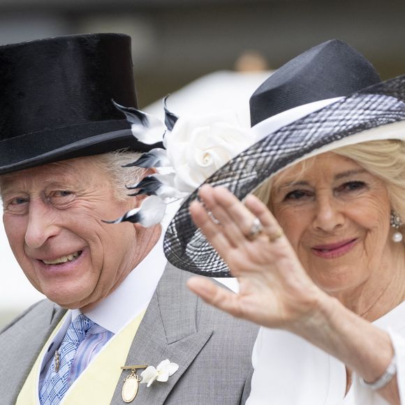 21 juin 2025. Cinquième et dernier jour du Royal Ascot Meeting, à l'hippodrome d'Ascot, dans le Berkshire, au Royaume-Uni. Ici, le roi Charles III d'Angleterre et Camilla Parker Bowles, reine consort d'Angleterre. Crédit : GoffPhotos.com. Réf © KGC-178 GOFF INF / BESTIMAGE