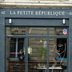 "La Petite République", le restaurant de Laurent Delahousse dans le 7ème arrondissement de Paris, le 7 juillet 2025. .
© Jonathan Jacob / Bestimage