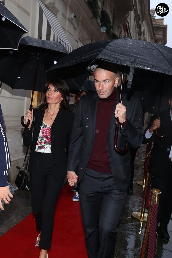 Zinédine Zidane avec sa femme Véronique et leurs enfants Luca et Enzo - A l'occasion des 20 ans de la victoire de l'équipe de France, les bleus 98 se sont rendus à un dîner organisé au Buddha Bar avec les joueurs et leurs familles à Paris, France, le 11 juin 2018. Agence / Bestimage